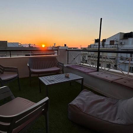 Sunny Apartment For Couples & Friends In Centre Iraklio Exterior foto