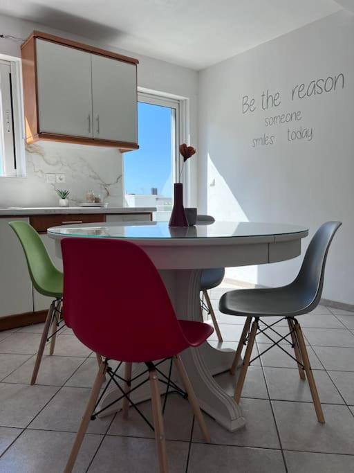 Sunny Apartment For Couples & Friends In Centre Iraklio Exterior foto